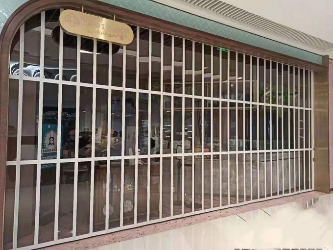 水晶卷闸门（mén）的特点及应（yīng）用