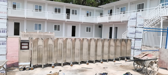 電（diàn）動伸縮門廠家